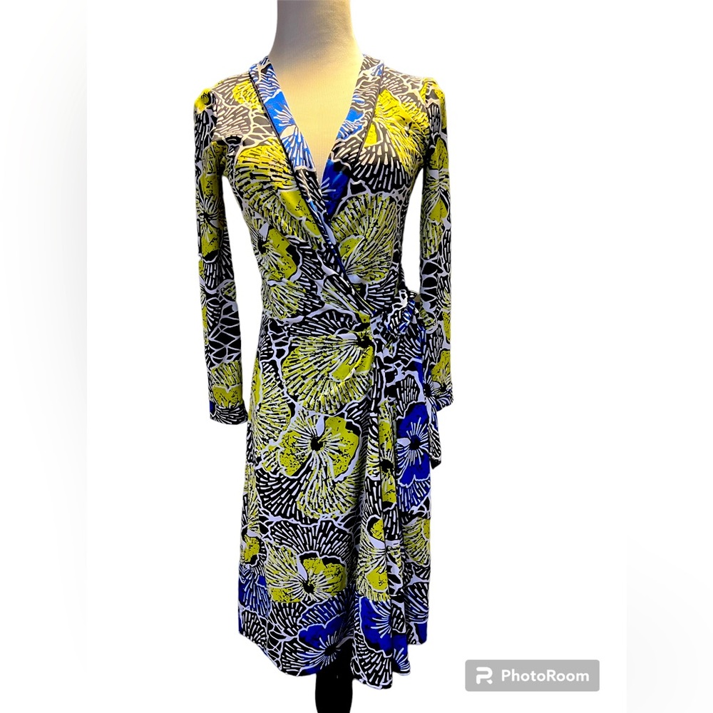 BCBG Maxazria tie wrap blue & yellow floral dress